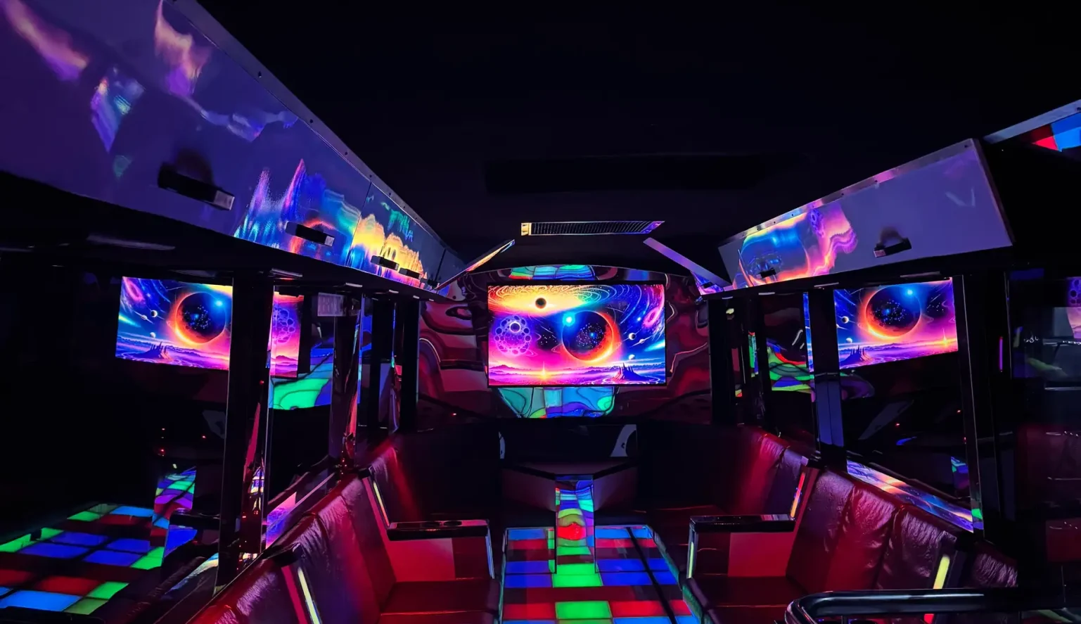 new-part-bus-night-img-3