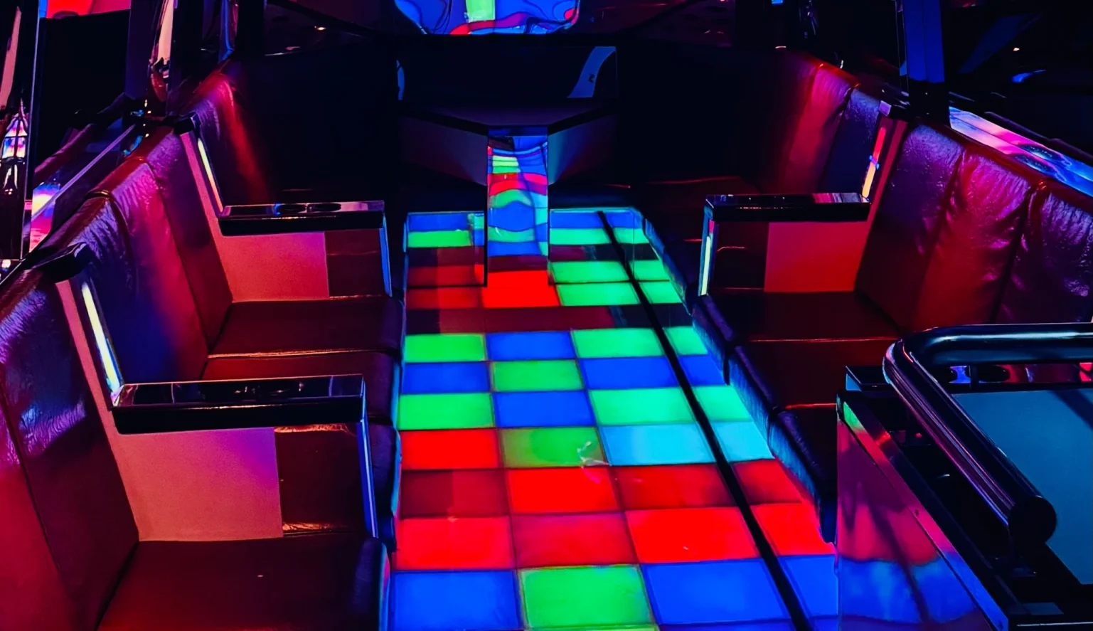 night-party-bus-image-2